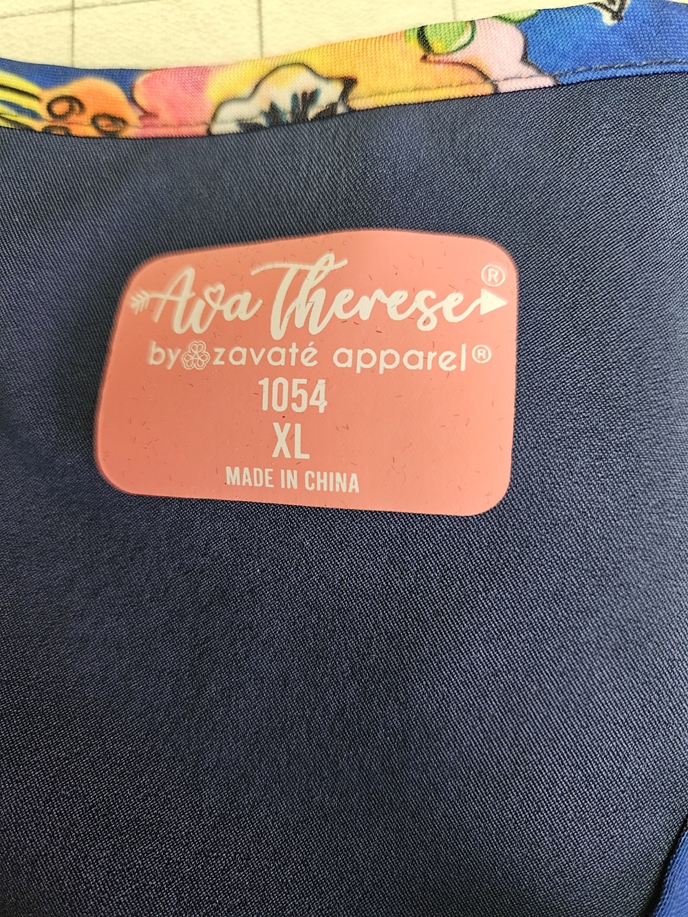 Bright Floral V-Neck Scrub Top - Picture 3 of 3